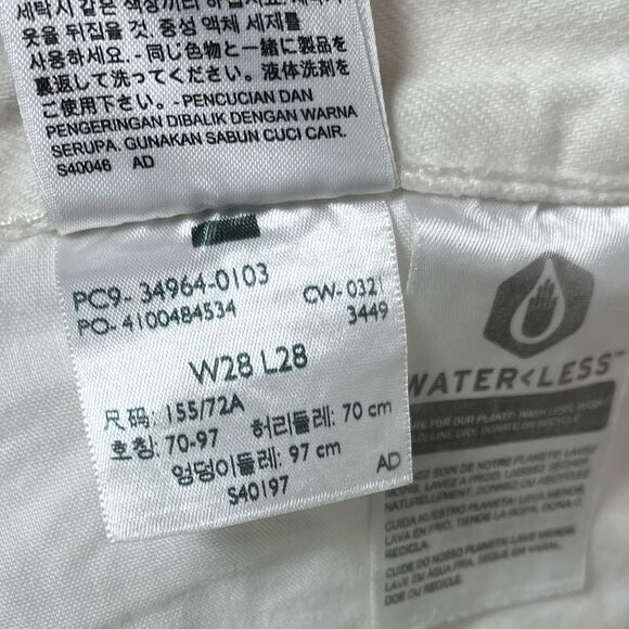 Levi’s Premium Wedgie Straight Fit Destructed Jeans in Cloud Bank White 28 - Picture 16 of 16